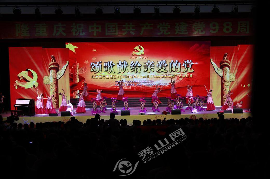 东湖评论:积极推进适老化,构建老年友好型社会